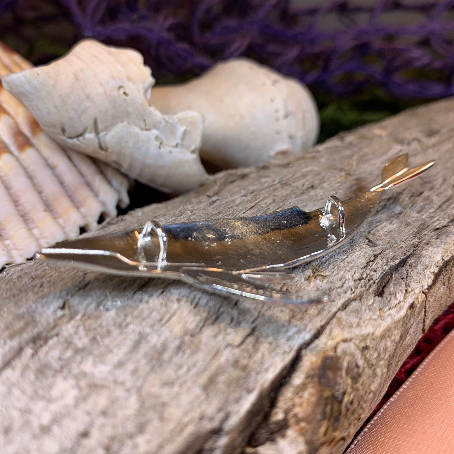 Humpback Whale Necklace, Fish Necklace, Nautical Jewelry, Mom Gift, Sea Jewelry, Ocean Jewelry, Animal Jewelry, Nature Jewelry, Beach Gift