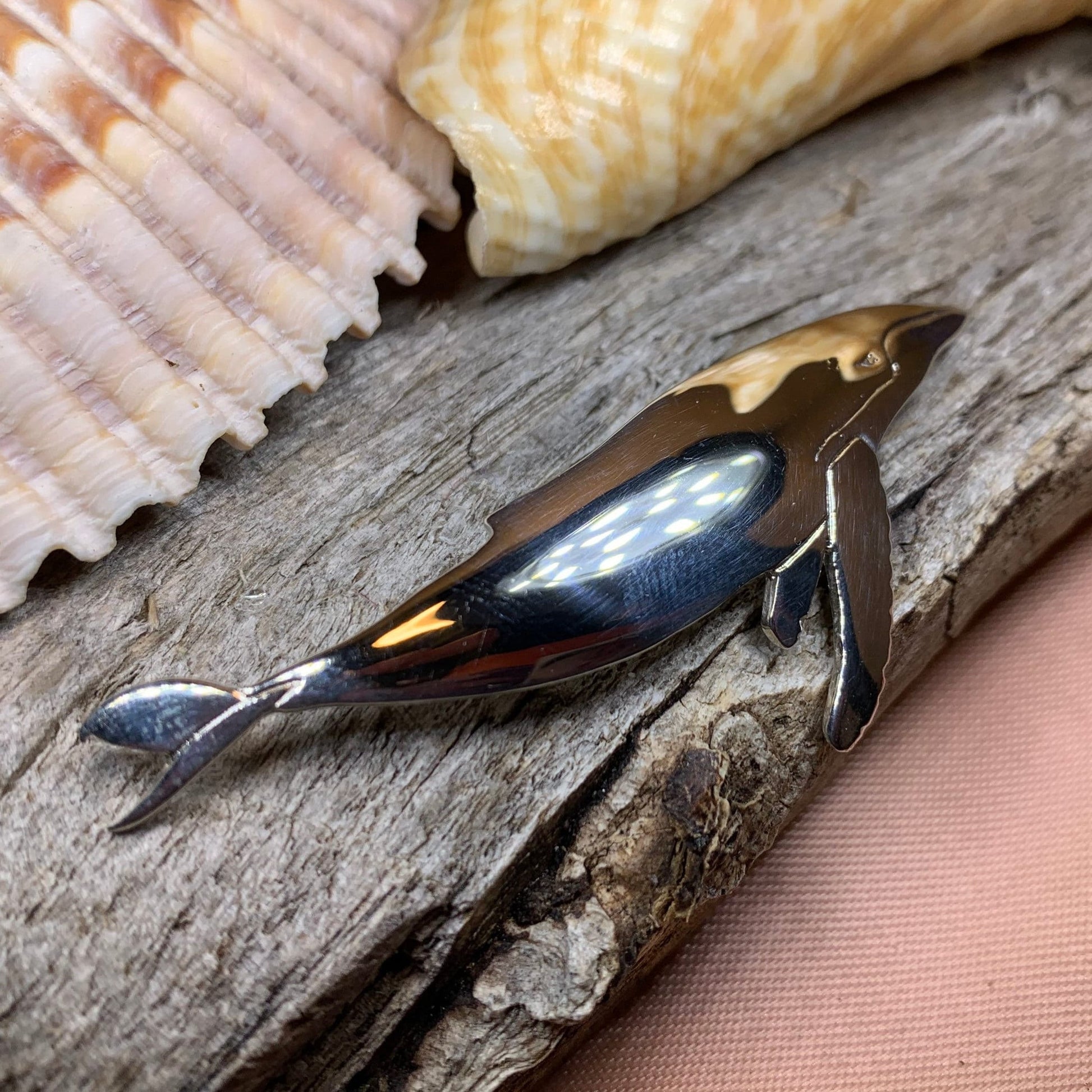 Humpback Whale Necklace, Fish Necklace, Nautical Jewelry, Mom Gift, Sea Jewelry, Ocean Jewelry, Animal Jewelry, Nature Jewelry, Beach Gift