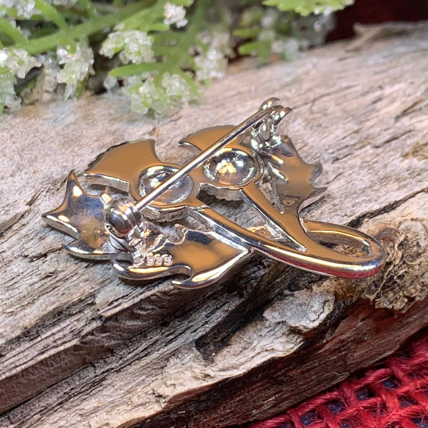 Thistle Brooch, Scotland Jewelry, Celtic Pin, Outlander Gift, Thistle Jewelry, Scottish Gift, Flower Pin, Anniversary Gift, Silver Mom Gift