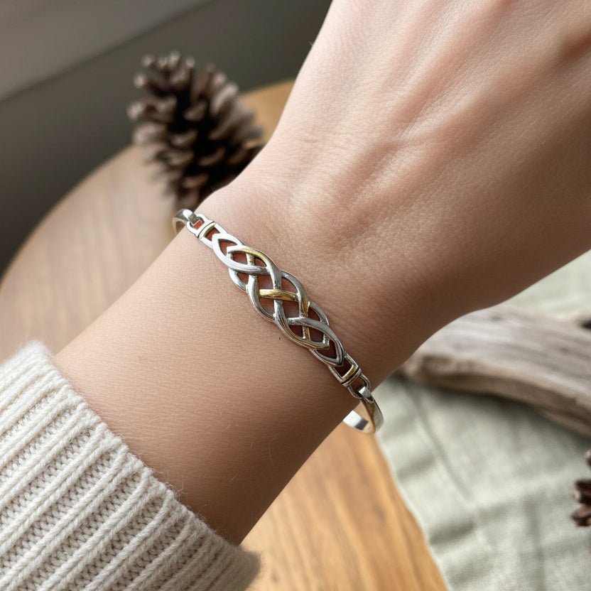 Celtic Knot Bracelet, Celtic Jewelry, Irish Jewelry, Love Knot Jewelry, Bridal Jewelry, Scotland Jewelry, Wife Gift, Ireland Gift, Mom Gift