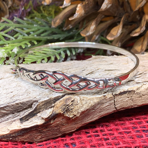 Load image into Gallery viewer, Celtic Knot Bracelet, Celtic Jewelry, Irish Jewelry, Love Knot Jewelry, Bridal Jewelry, Scotland Jewelry, Wife Gift, Ireland Gift, Mom Gift
