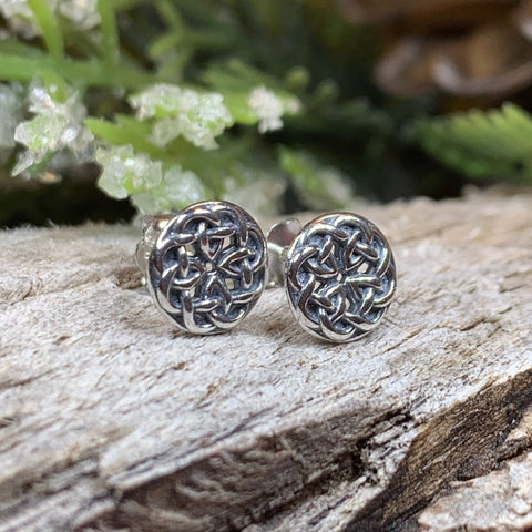 Load image into Gallery viewer, Celtic Knot Earrings, Irish Jewelry, Celtic Jewelry, Anniversary Gift, Bridal Jewelry, Norse Jewelry, Yoga Jewelry, Scottish Jewelry
