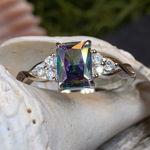 Load image into Gallery viewer, Scottish Celtic Ring, Celtic Ring, Scotland Ring, Mystic Topaz Boho Ring, Celtic Knot Jewelry, Anniversary Gift, Promise Ring, Mom Gift
