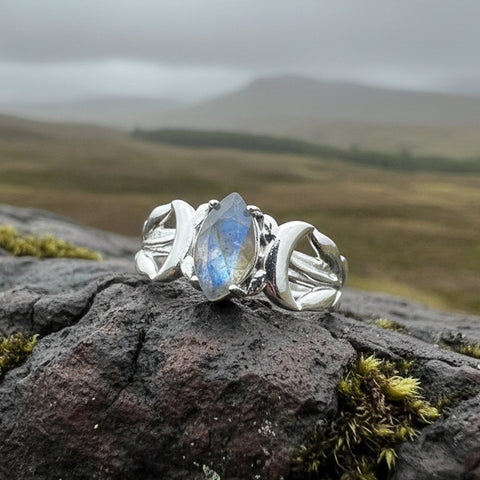 Load image into Gallery viewer, Triple Moon Ring, Celtic Jewelry, Celestial Jewelry, Goddess Jewelry, Moon Ring, Wiccan Jewelry, Anniversary Gift, Promise Ring, Wife Gift
