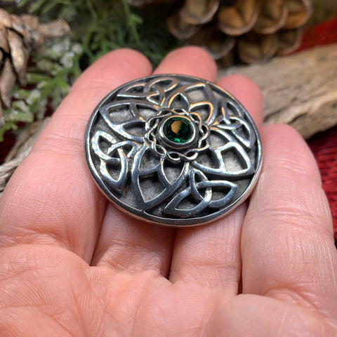 Load image into Gallery viewer, Celtic Knot Brooch, Celtic Pin, Irish Jewelry, Celtic Pin, Wiccan Jewelry, Pewter Mom Gift, Wife Gift, Ireland Pin, Trinity Knot Brooch
