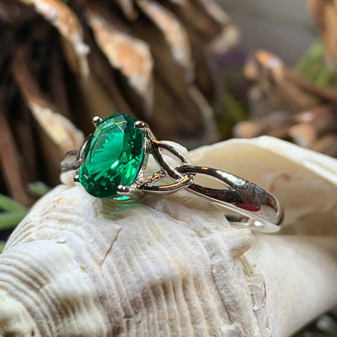 Load image into Gallery viewer, Irish Twilight Celtic Ring, Celtic Ring, Ireland Ring, Promise Ring, Trinity Knot Jewelry, Anniversary Gift, Cocktail Ring, Emerald Ring
