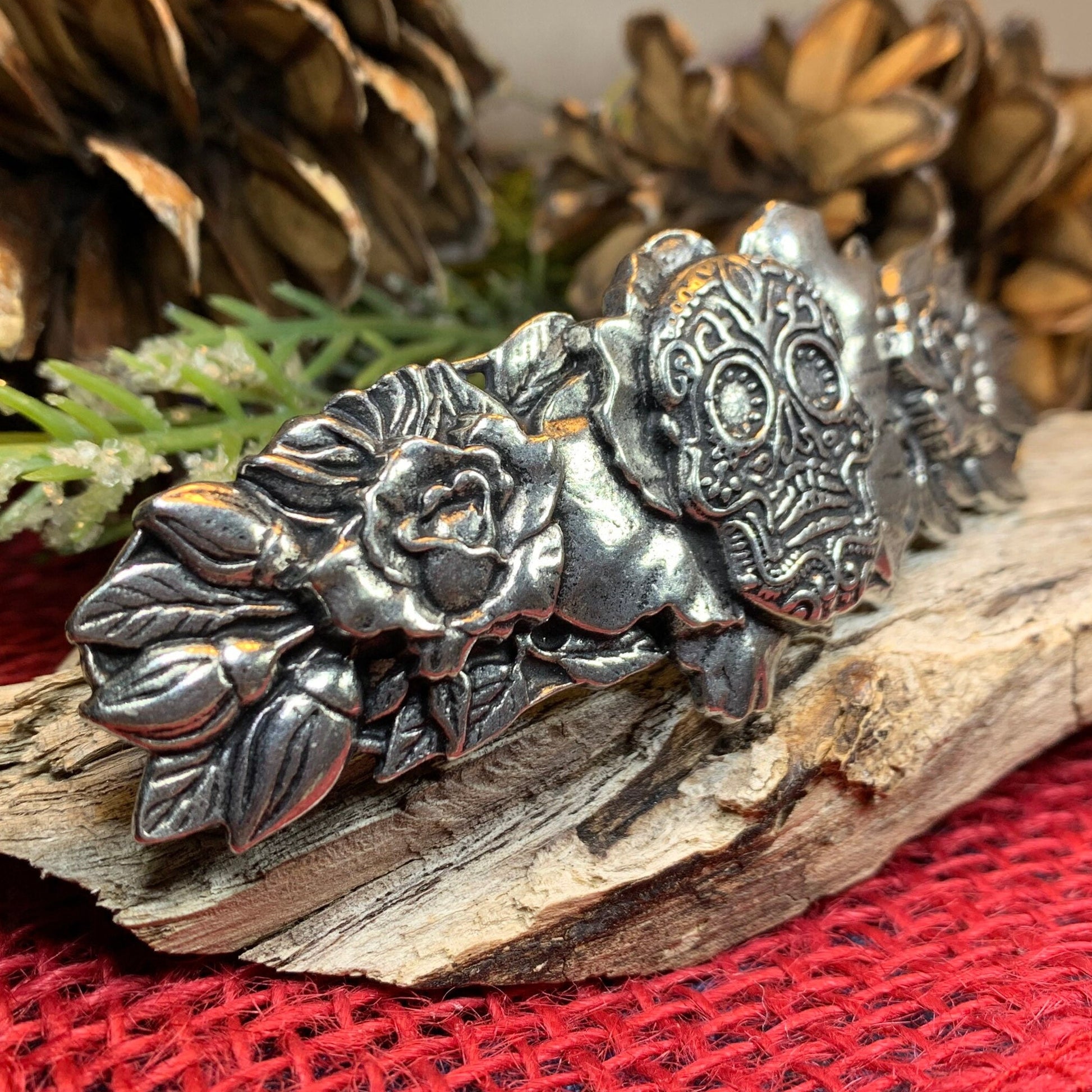 Sugar Skull Hair Clip, Skull Barrette, Flower Jewelry, Gothic Jewelry, Friend Gift, Wiccan Jewelry, Pewter Jewelry, Nature Barrette