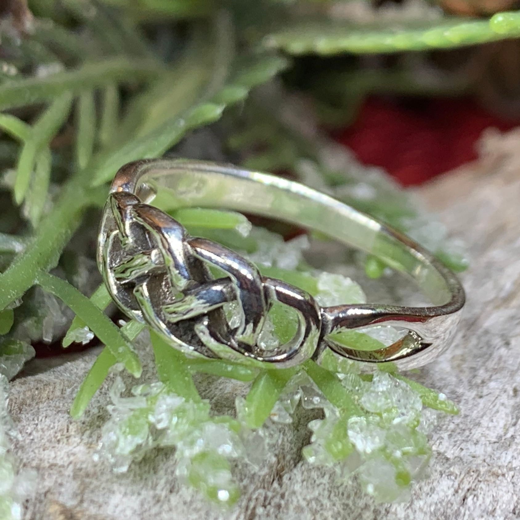 Simplicity Celtic Knot Ring in Sterling Silver — view 9