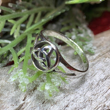 Load image into Gallery viewer, Trinity Knot Ring, Celtic Jewelry, Irish Jewelry, Celtic Knot Jewelry, Irish Ring, Irish Dance Gift, Anniversary Gift, Scottish Ring, Silver
