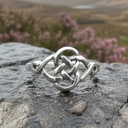 Celtic Knot Ring, Celtic Jewelry, Irish Jewelry, Ireland Jewelry, Trinity Knot Ring, Anniversary Gift, Promise Ring, Scottish Ring, Mom Gift