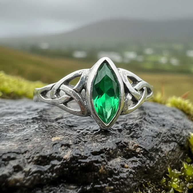 Celtic Ring, Silver Celtic Knot Jewelry, Irish Jewelry, Scottish Jewelry, Irish Ring, Irish Dance Gift, Anniversary Gift, Wife Gift, Wiccan