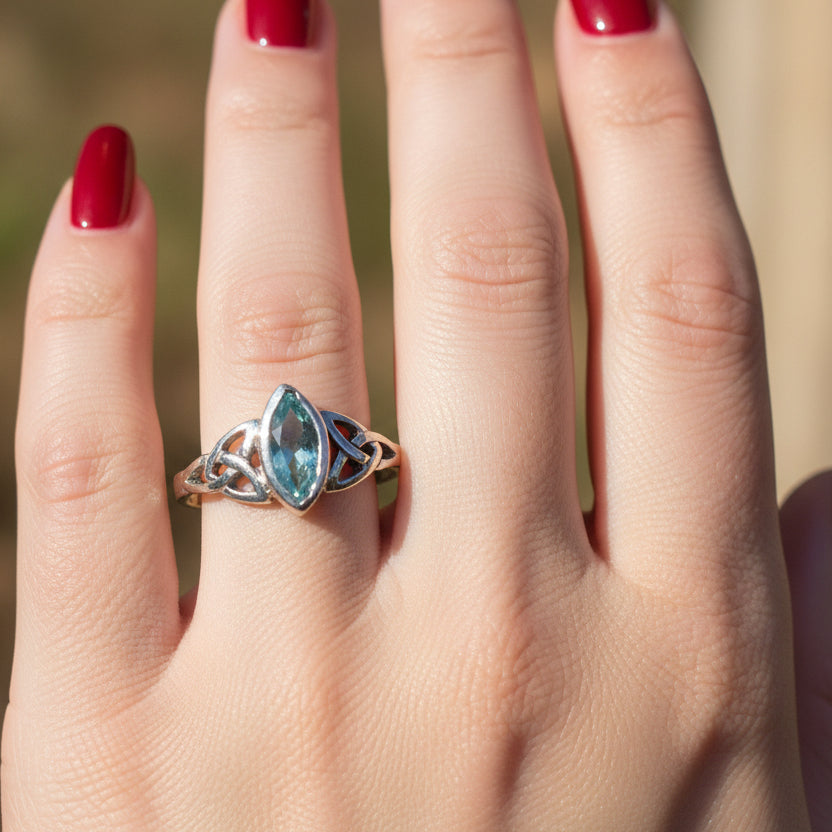 Shannon Celtic Ring — view 2