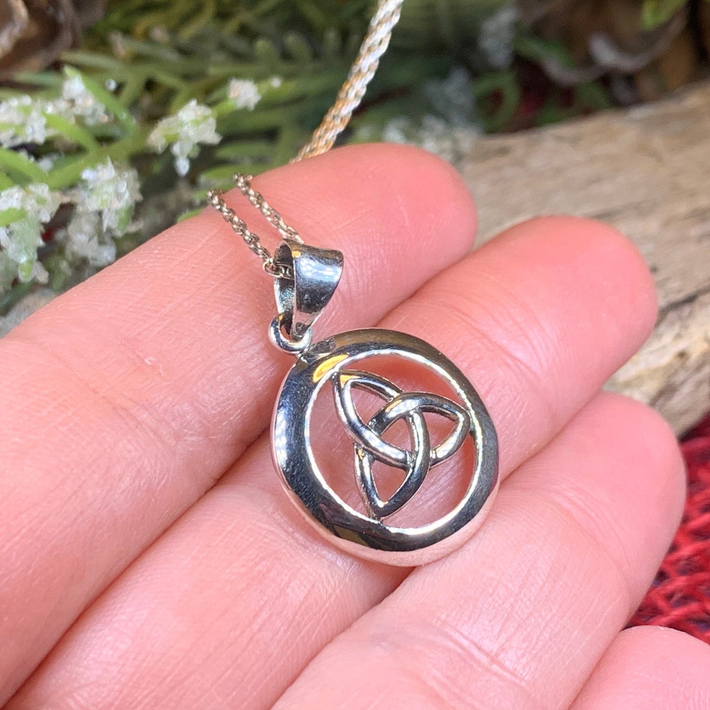Celtic Knot Necklace, Scotland Jewelry, Irish Jewelry, Scottish Jewelry, Trinity Knot Pendant, Celtic Pendant, Anniversary Gift, Wife Gift