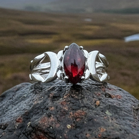 Triple Moon Ring, Celtic Jewelry, Celestial Jewelry, Goddess Jewelry, Moon Ring, Wiccan Jewelry, Anniversary Gift, Promise Ring, Wife Gift