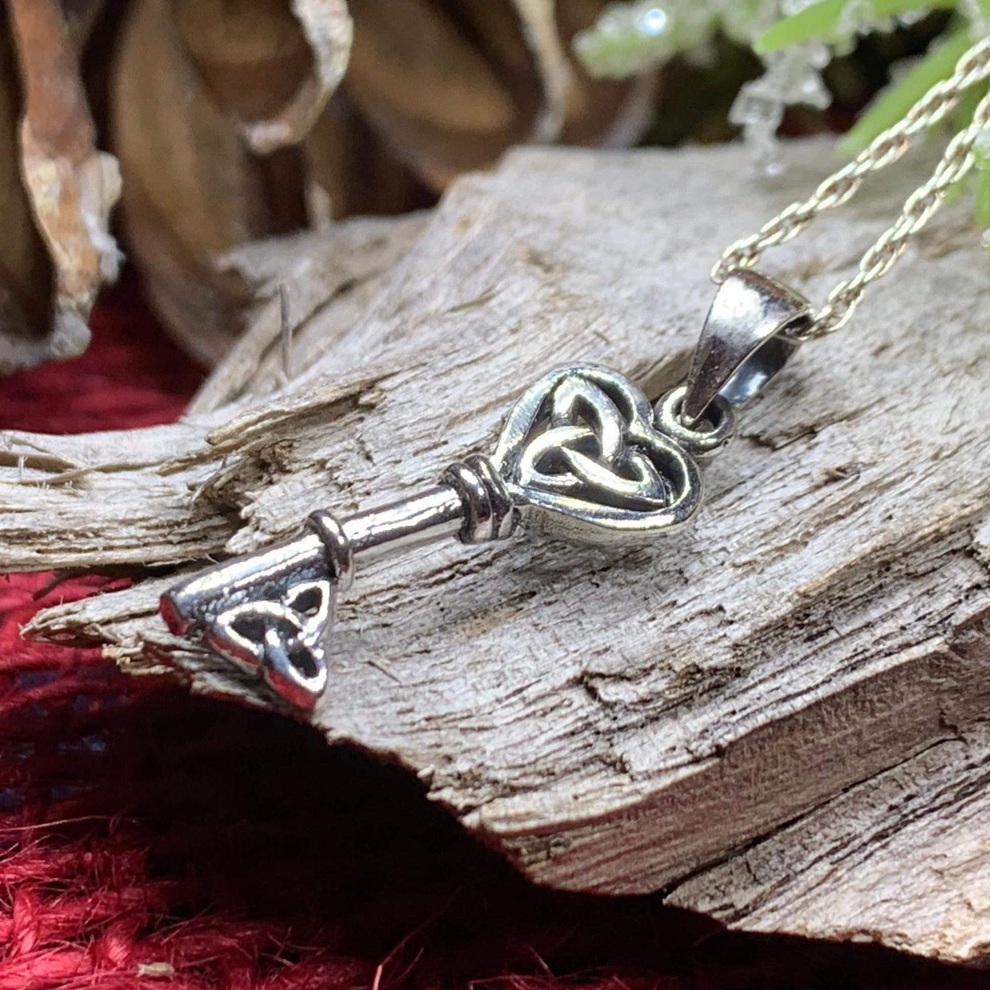 Celtic Key Necklace, Irish Jewelry, Celtic Jewelry, Ireland Gift, Key Pendant, Scotland Jewelry, Celtic Knot Jewelry, Trinity Knot Pendant