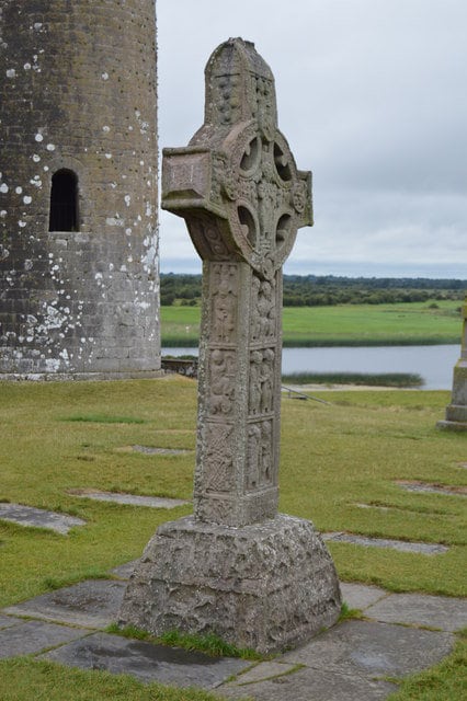 Clonmacnois Celtic Cross, Turf High Cross, Irish Cross Statue, Ireland Gift, Irish Turf, Housewarming Gift, New Home Gift, Confirmation Gift