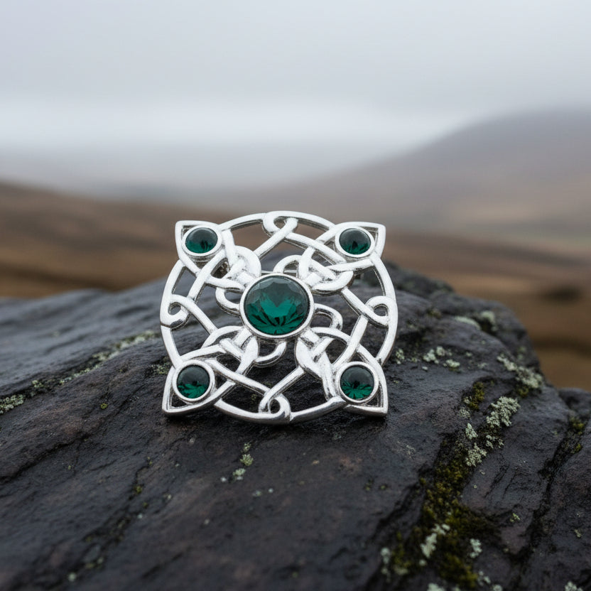 Celtic Brooch, Irish Pennanular Pin, Irish Jewelry, Scottish Brooch, Celtic Pin, Ireland Gift, Plaid Pin, Tartan Pin, Wiccan Jewelry