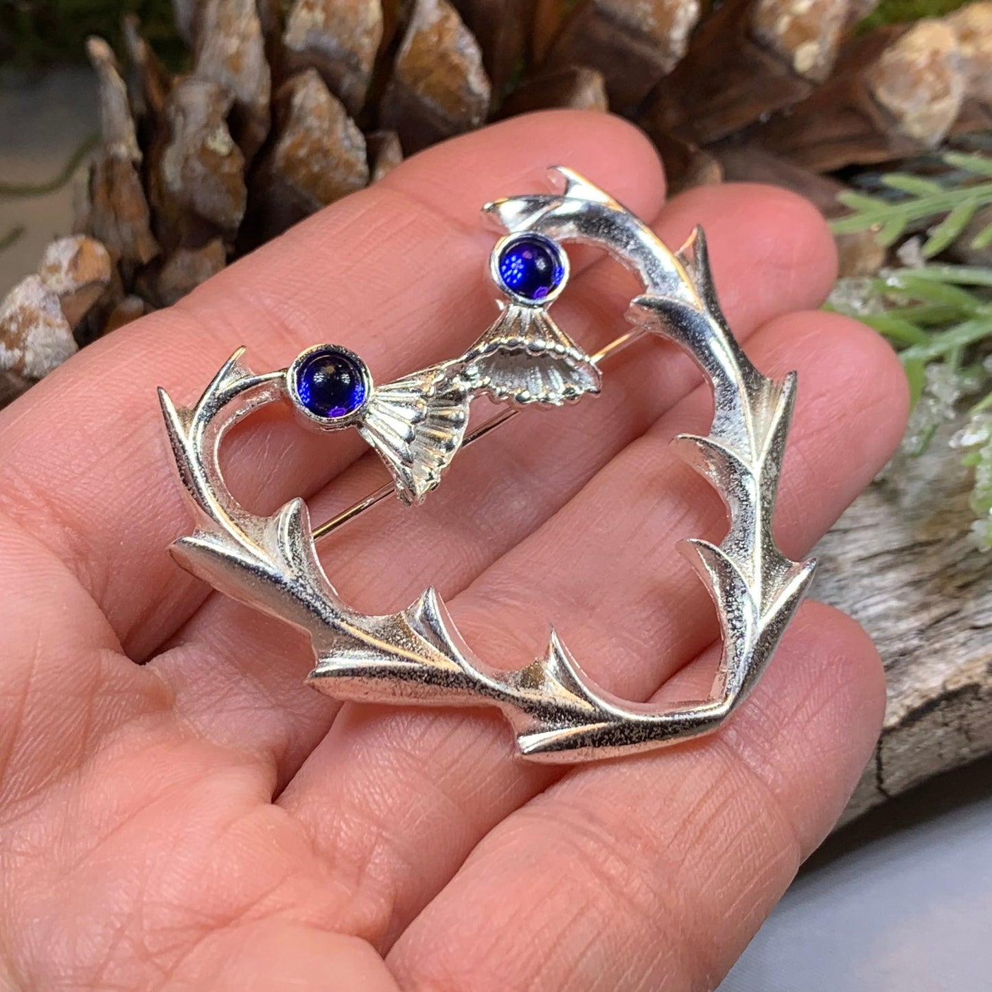 Thistle Pin, Celtic Jewelry, Scottish Brooch, Celtic Brooch, Outlander Jewelry, Kilt Pin, Scotland Pin, Flower Brooch, Plaid Pin, Tartan Pin