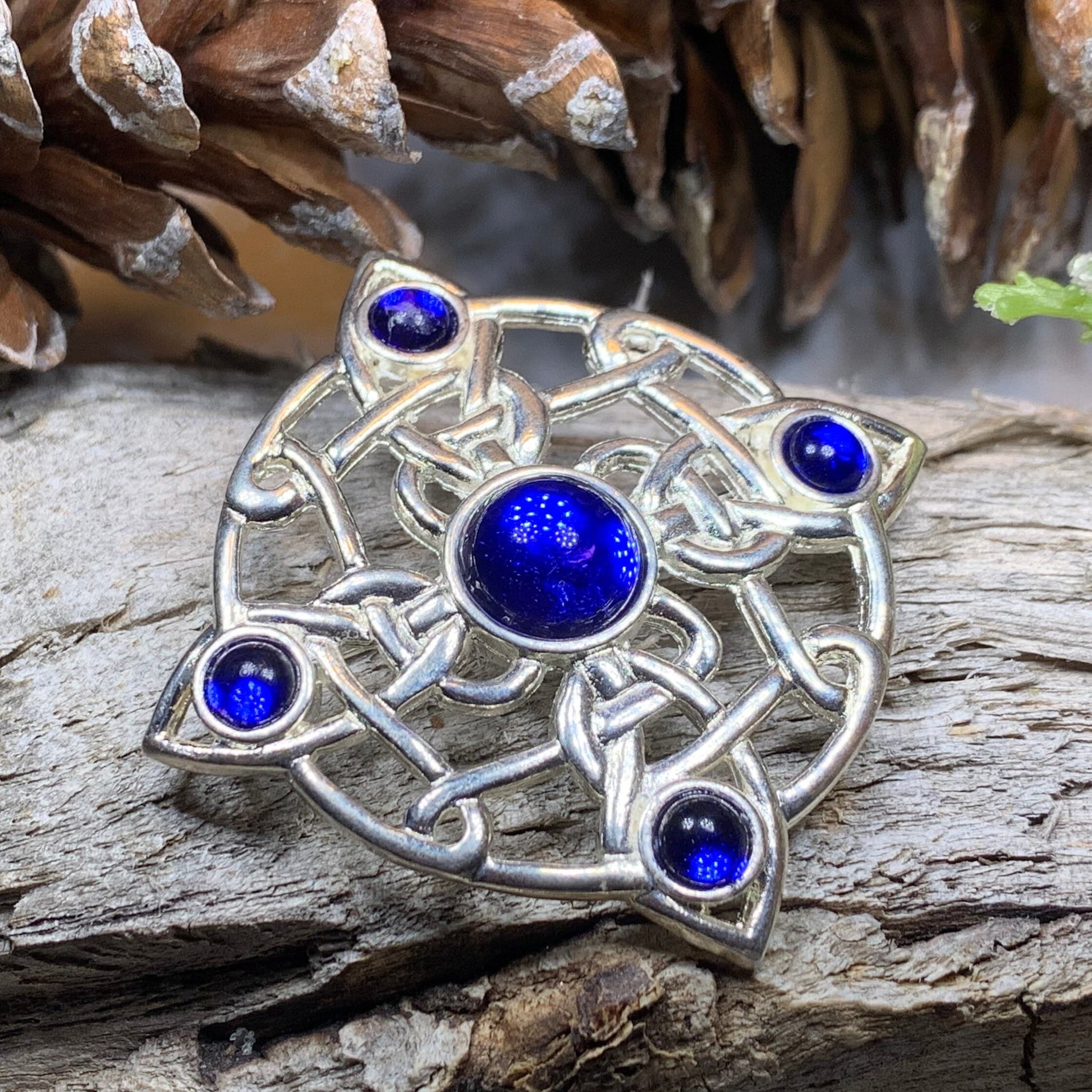 Celtic Brooch, Irish Pennanular Pin, Irish Jewelry, Scottish Brooch, Celtic Pin, Ireland Gift, Plaid Pin, Tartan Pin, Wiccan Jewelry