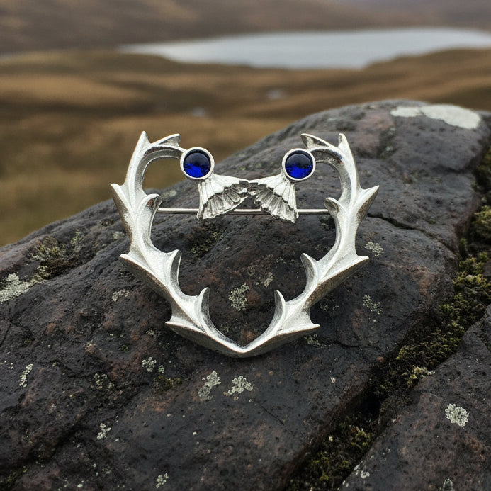 Thistle Pin, Celtic Jewelry, Scottish Brooch, Celtic Brooch, Outlander Jewelry, Kilt Pin, Scotland Pin, Flower Brooch, Plaid Pin, Tartan Pin