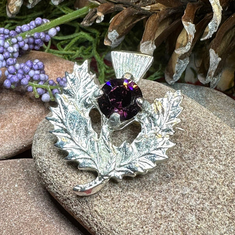 Load image into Gallery viewer, Thistle Brooch, Celtic Jewelry, Scottish Pin, Bridal Jewelry, Anniversary Gift, Tartan Pin, Celtic Brooch, Scotland Jewelry, Outlander Pin
