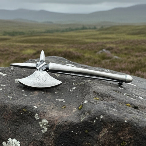 Load image into Gallery viewer, Medieval Battle Axe Kilt Pin, Pole Axe Pin, Scotland Kilt Pin, Scottish Brooch, Sword Brooch, Viking Pin, Scotland Gift, Dad Gift
