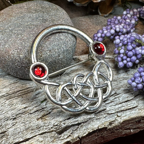 Load image into Gallery viewer, Celtic Brooch, Irish Red Pin, Irish Jewelry, Scottish Brooch, Celtic Pin, Ireland Gift, Plaid Pin, Tartan Pin, Wiccan Jewelry, Wife Gift
