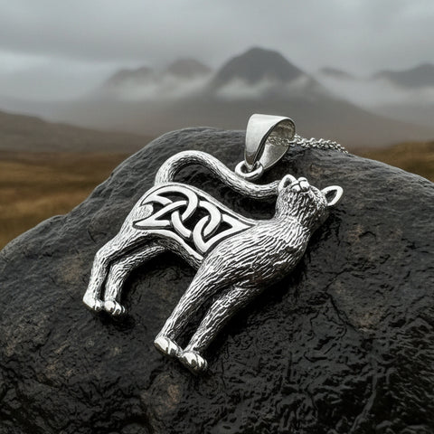Load image into Gallery viewer, Cat Necklace, Celtic Jewelry, Irish Jewelry, Cat Lover Gift, Cat Mom Gift, Anniversary Gift, Animal Necklace, Nature Necklace
