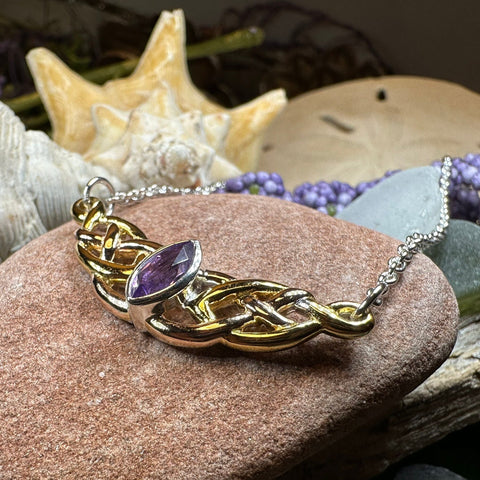Load image into Gallery viewer, Celtic Necklace, Love Knot Jewelry, Celtic Knot Necklace, Irish Jewelry, Wife Gift, Girlfriend Gift, Amethyst Jewelry, Gold Scottish Jewelry
