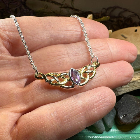 Load image into Gallery viewer, Celtic Necklace, Love Knot Jewelry, Celtic Knot Necklace, Irish Jewelry, Wife Gift, Girlfriend Gift, Amethyst Jewelry, Gold Scottish Jewelry
