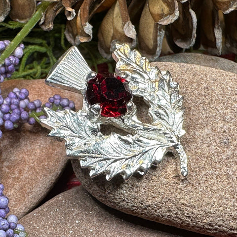 Load image into Gallery viewer, Thistle Brooch, Celtic Jewelry, Scottish Pin, Bridal Jewelry, Anniversary Gift, Tartan Pin, Celtic Brooch, Scotland Jewelry, Outlander Pin
