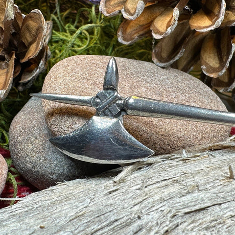 Load image into Gallery viewer, Medieval Battle Axe Kilt Pin, Pole Axe Pin, Scotland Kilt Pin, Scottish Brooch, Sword Brooch, Viking Pin, Scotland Gift, Dad Gift
