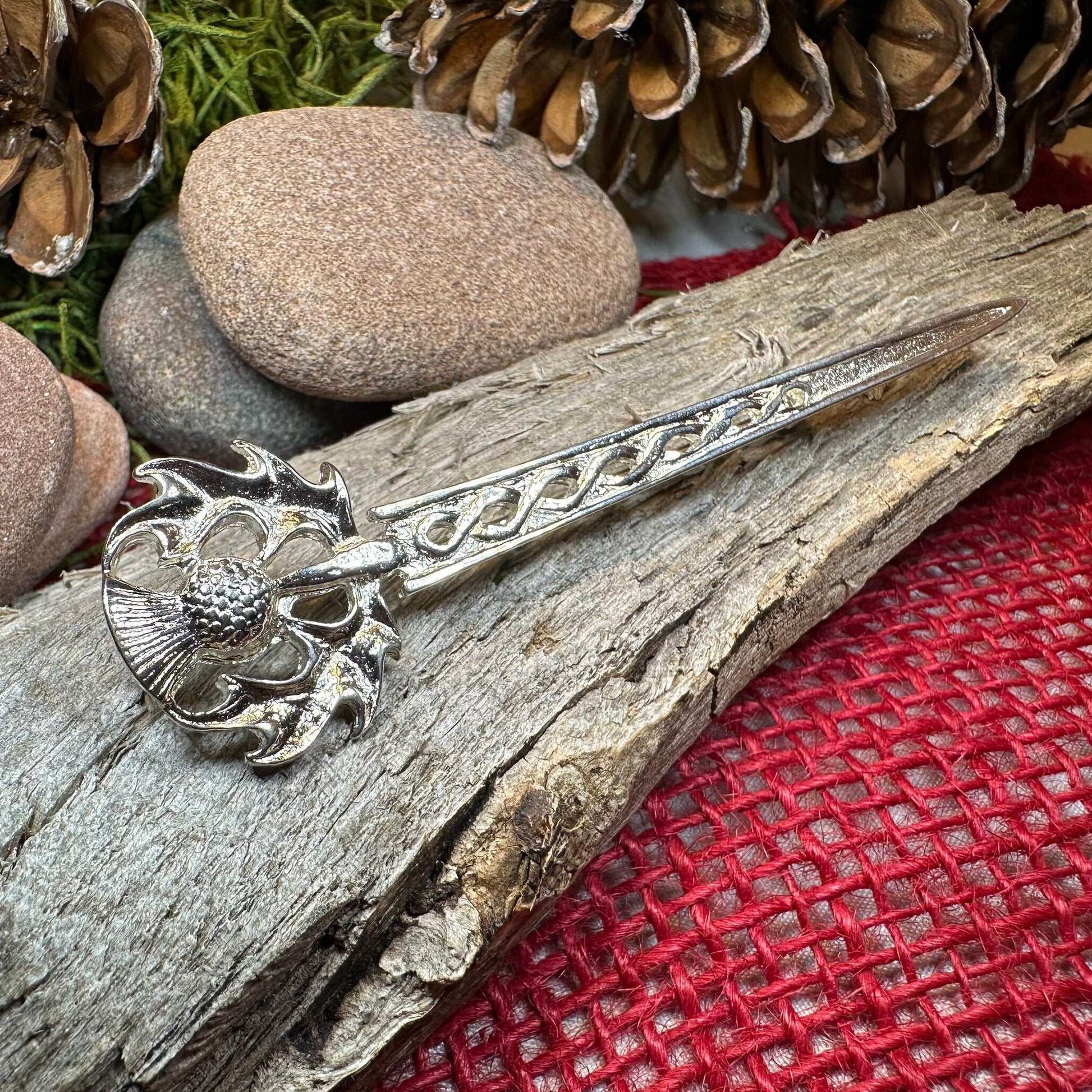 Scottish Thistle Kilt Pin, Celtic Brooch, Thistle Jewelry, Groom Gift, Scotland Jewelry, Silver Pin, Celtic Pin, Bagpiper Gift, Tartan Pin