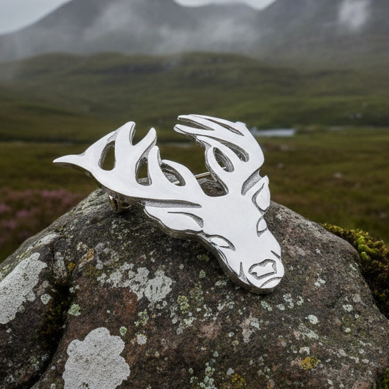 Stag Brooch, Scotland Jewelry, Scottish Pin, Hunter Gift, Stag Pin, Scottish Kilt Pin, Animal Jewelry, Pewter Scotland Pin, Tartan Pin
