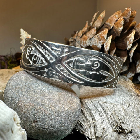 Load image into Gallery viewer, Celtic Knot Bracelet, Celtic Jewelry, Cuff Bracelet, Scotland Jewelry, Ireland Jewelry, Wife Gift, Scottish Gift, Celtic Birds Jewelry
