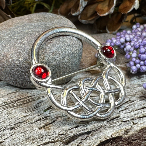 Load image into Gallery viewer, Celtic Brooch, Irish Red Pin, Irish Jewelry, Scottish Brooch, Celtic Pin, Ireland Gift, Plaid Pin, Tartan Pin, Wiccan Jewelry, Wife Gift
