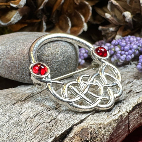 Load image into Gallery viewer, Celtic Brooch, Irish Red Pin, Irish Jewelry, Scottish Brooch, Celtic Pin, Ireland Gift, Plaid Pin, Tartan Pin, Wiccan Jewelry, Wife Gift
