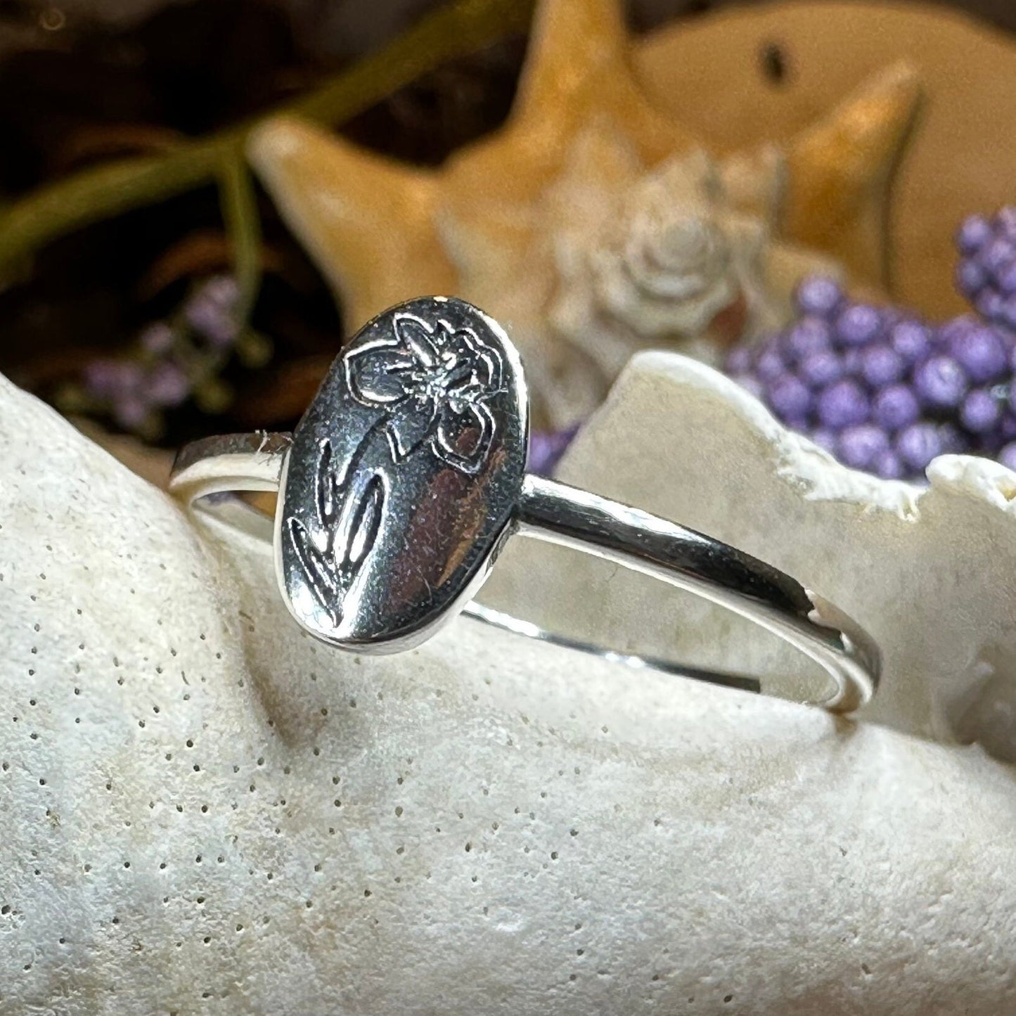 Welsh Daffodil Ring, Celtic Jewelry, Wales Jewelry, Flower Jewelry, Minimalist Ring, Nature Ring, Daffodil Jewelry, Mom Gift, Wife Gift