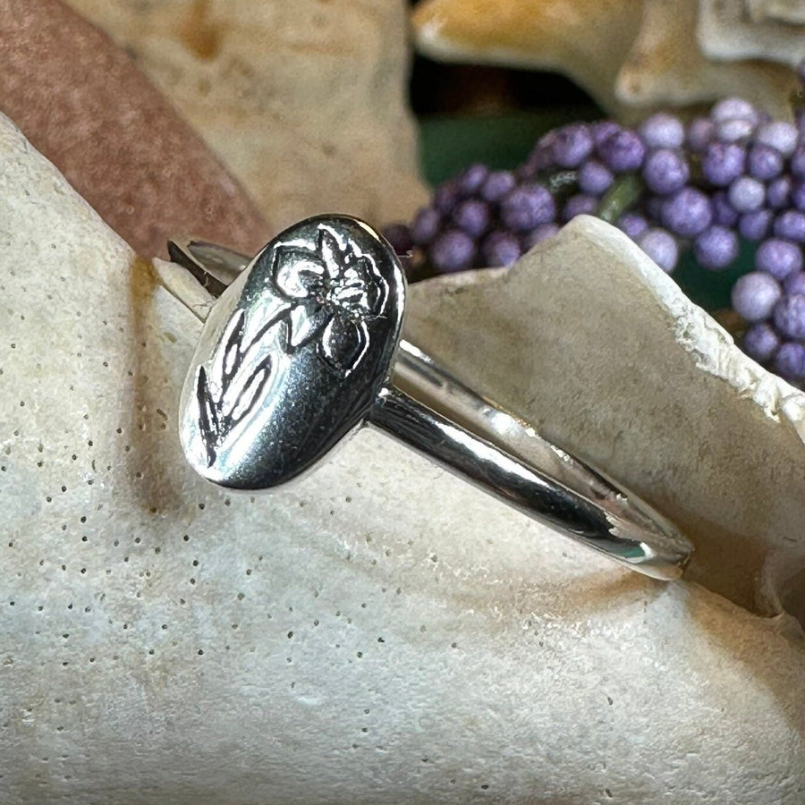 Welsh Daffodil Ring, Celtic Jewelry, Wales Jewelry, Flower Jewelry, Minimalist Ring, Nature Ring, Daffodil Jewelry, Mom Gift, Wife Gift