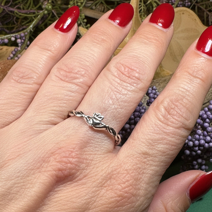 Claddagh Ring, Dainty Celtic Ring, Tiny Irish Ring, Celtic Knot Jewelry, Sterling Silver, Girlfriend Gift, Anniversary Gift, Minimalist Ring