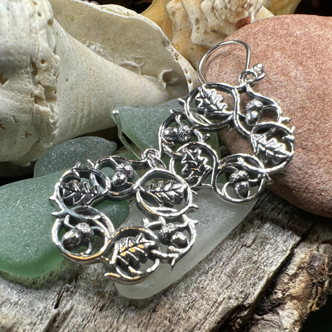 Load image into Gallery viewer, Oak Leaf Earrings, Celtic Jewelry, Acorn Jewelry, Ireland Gift, IrishJewelry, Scotland Jewelry, Leaf Jewelry, Woodland Gift, Graduation Gift
