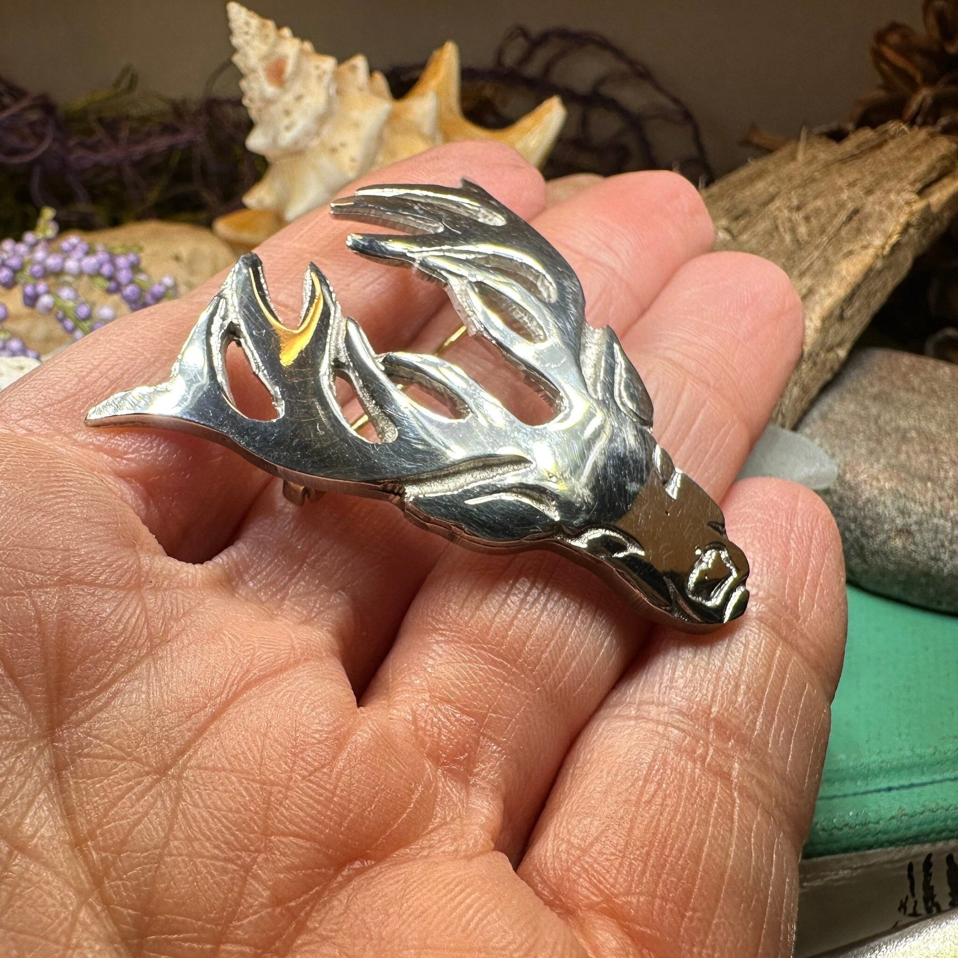 Stag Brooch, Scotland Jewelry, Scottish Pin, Hunter Gift, Stag Pin, Scottish Kilt Pin, Animal Jewelry, Pewter Scotland Pin, Tartan Pin