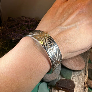Celtic Knot Bracelet, Celtic Jewelry, Cuff Bracelet, Scotland Jewelry, Ireland Jewelry, Wife Gift, Scottish Gift, Celtic Birds Jewelry
