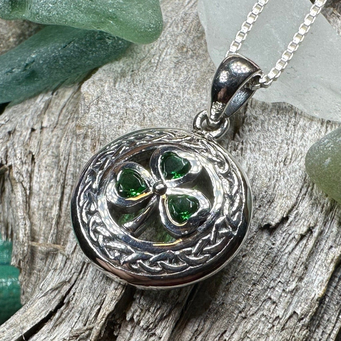 Shamrock Necklace Silver Four Leaf Clover Pendant Classic Shamrock