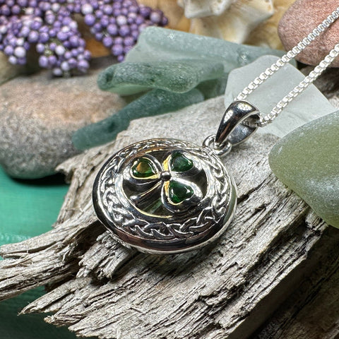 Load image into Gallery viewer, Shamrock Necklace, Clover Pendant, Irish Necklace, Irish Gift, Anniversary Gift, Emerald Ireland Jewelry, Friendship Gift, Celtic Necklace
