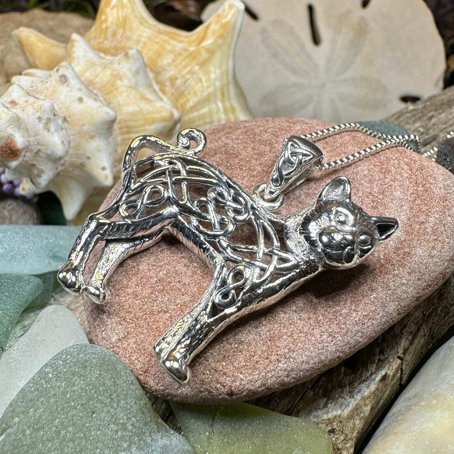 Shavella Celtic Cat Necklace — view 2