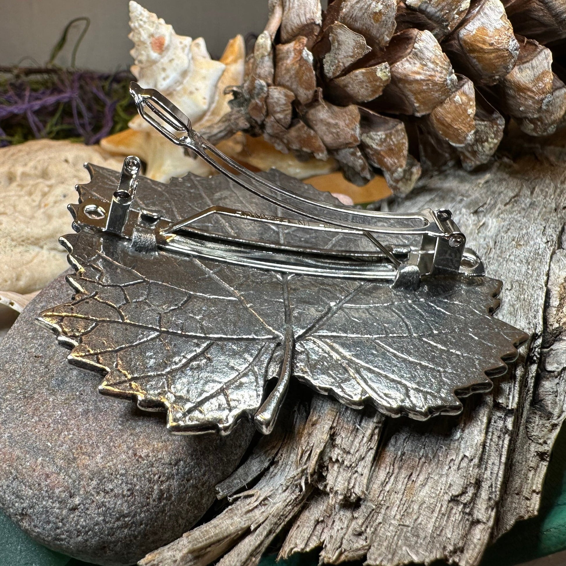 Grape Leaf Hair Clip, Celtic Barrette, Wine Jewelry, Pagan Jewelry, Friendship Gift, Wiccan Jewelry, Leaf Clip, Nature Barrette, Grape Leaf