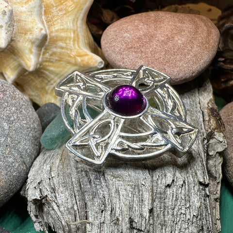 Load image into Gallery viewer, Celtic Brooch, Irish Cross Pin, Irish Jewelry, Scottish Brooch, Celtic Cross Pin, Ireland Gift, Plaid Pin, Tartan Pin, Scotland Jewelry
