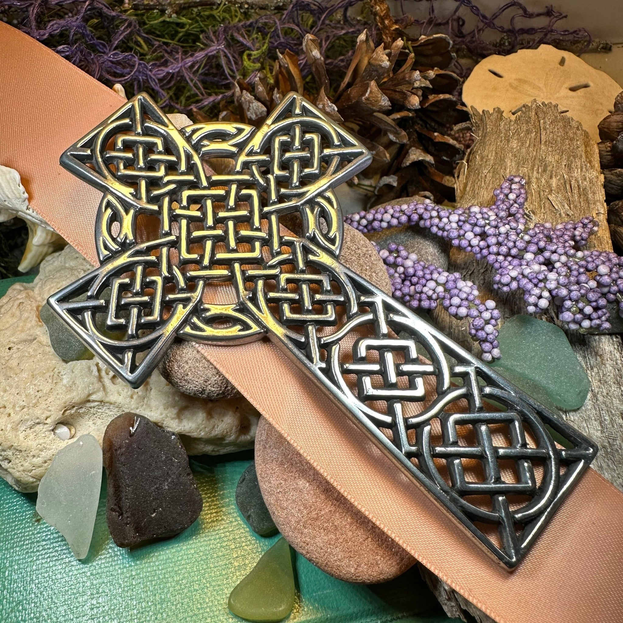 Classic Pewter Celtic Cross Wall Decor – Celtic Crystal Design Jewelry
