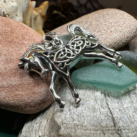 Load image into Gallery viewer, Horse Necklace, Celtic Jewelry, Equestrian Jewelry, Animal Jewelry, Nature Jewelry, Gift for Her, Ireland Jewelry, Celtic Knot Necklace
